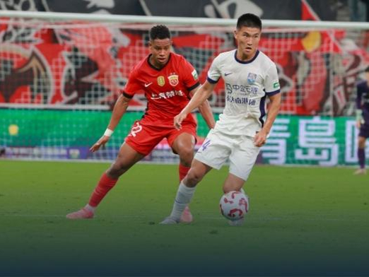 上海海港中前场轮换有效(上海海港主场在哪个体育场)